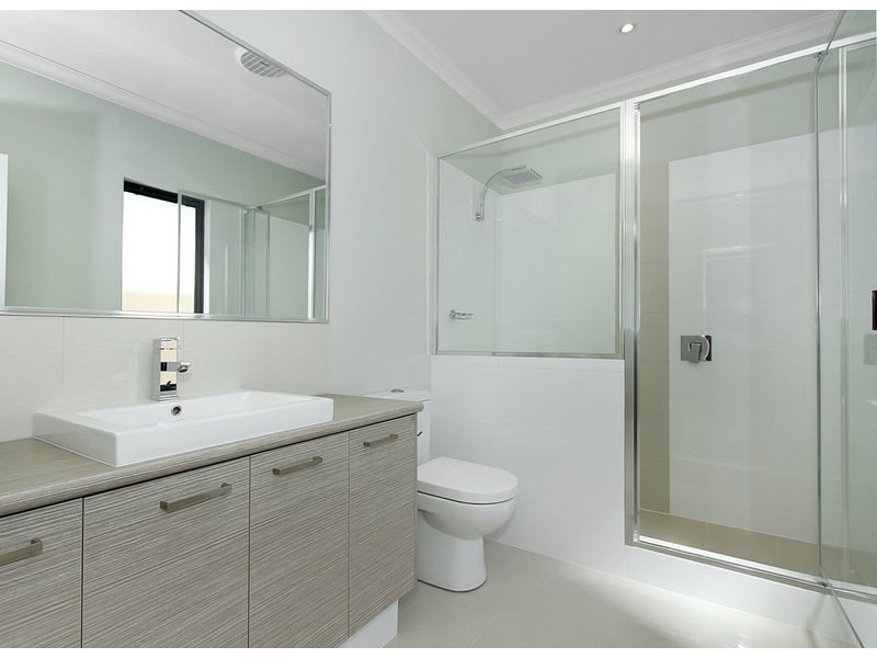 86 Mullaloo Drive, Kallaroo WA 6025