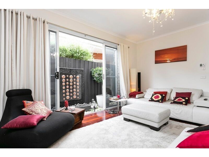 23 Railway Avenue, Armadale VIC 3143