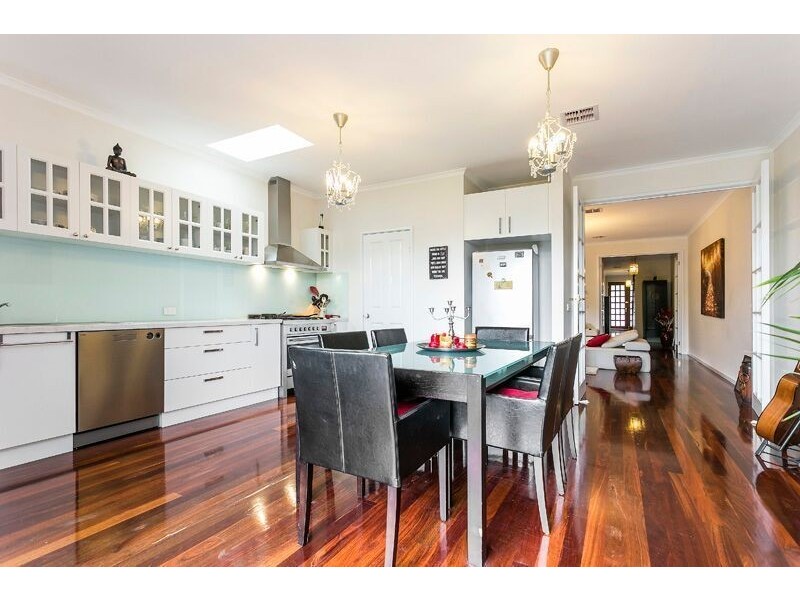 23 Railway Avenue, Armadale VIC 3143