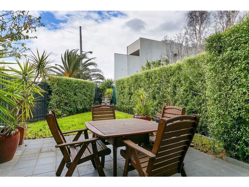 23 Railway Avenue, Armadale VIC 3143