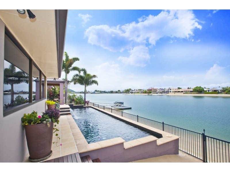 11 Diplacus Drive, Palm Beach QLD 4221