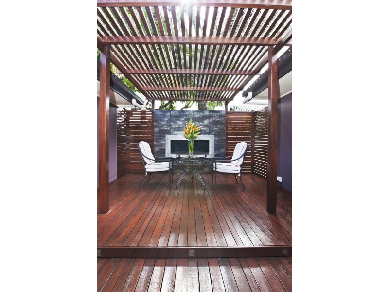 11 Diplacus Drive, Palm Beach QLD 4221