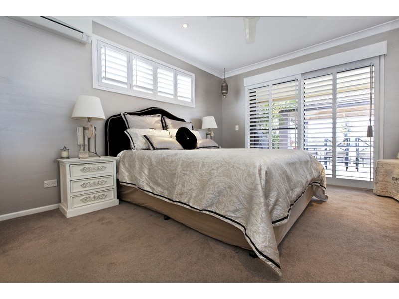 11 Diplacus Drive, Palm Beach QLD 4221