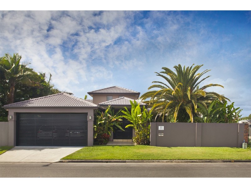 11 Diplacus Drive, Palm Beach QLD 4221