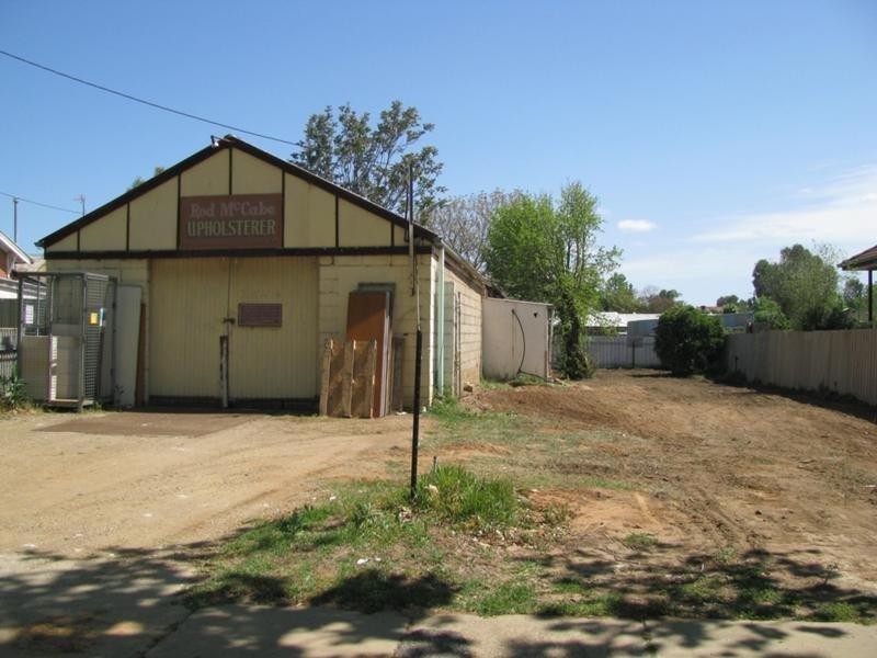 49 Crampton Street, Wagga Wagga NSW 2650