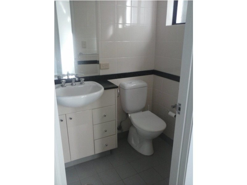 42/237 Miller Street, North Sydney NSW 2060