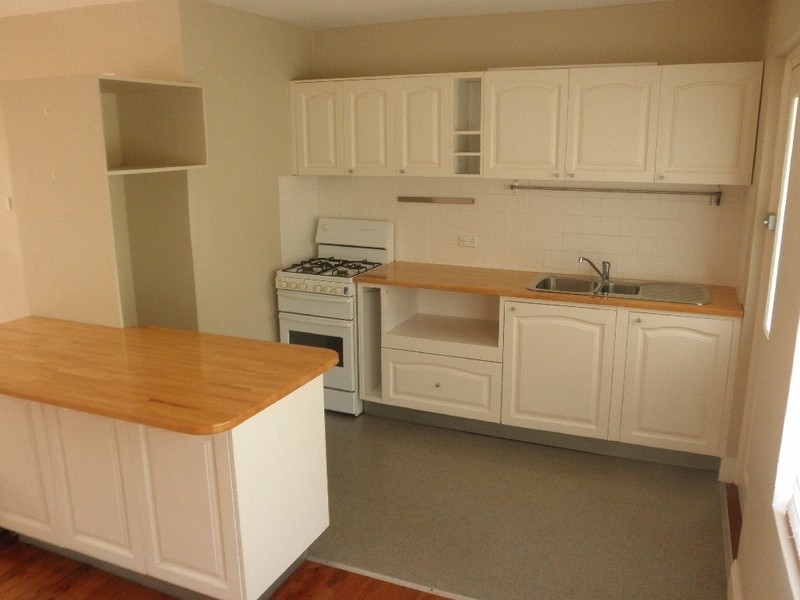 2/6  Livingstone Place, Newport NSW 2106