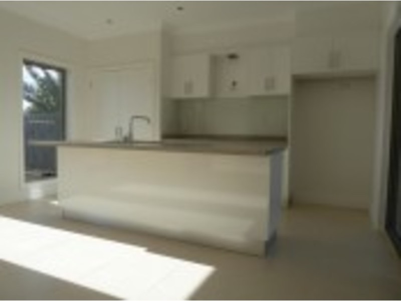 1/12 South Avenue, Altona Meadows VIC 3028