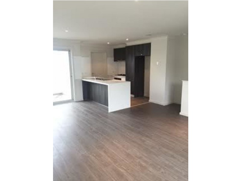 9/3 Old Plenty Road, South Morang VIC 3752