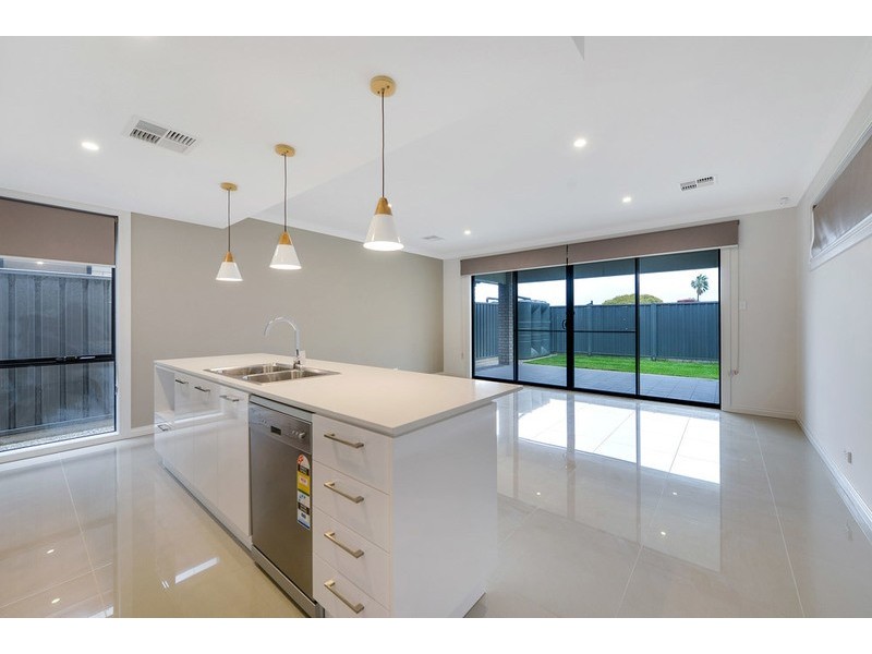 7 ORCHID COURT, Paradise SA 5075