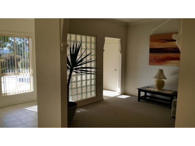 7 Honeysuckle Street, Thurgoona NSW 2640