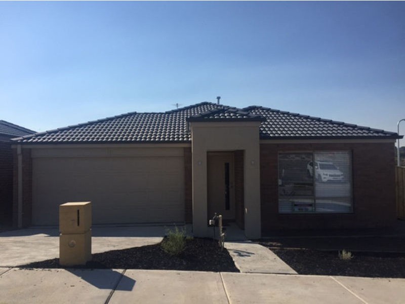 7 Nutmeg Close, Berwick VIC 3806