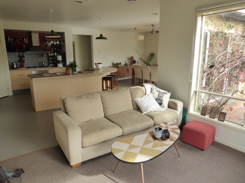 9 Montgomery Street, Castlemaine VIC 3450