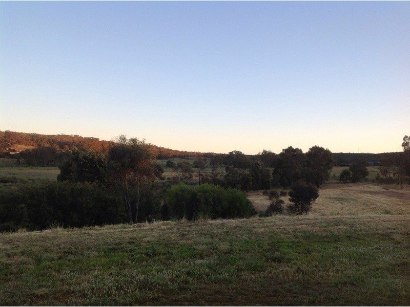 9 Montgomery Street, Castlemaine VIC 3450