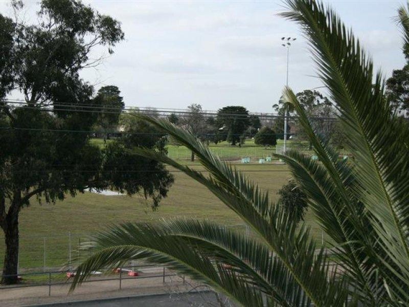 3/269 Balaclava Road, Caulfield North VIC 3161