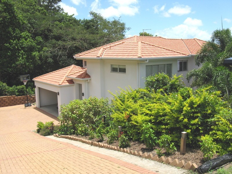 7 Konowna Close, Kanimbla QLD 4870