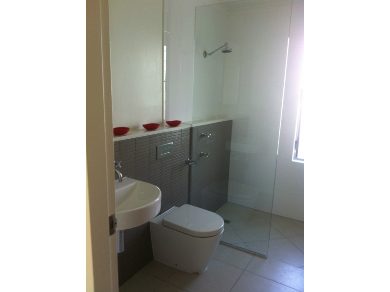 2/63 Woodward Street, Edge Hill QLD 4870