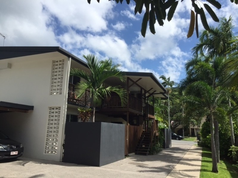 2/63 Woodward Street, Edge Hill QLD 4870