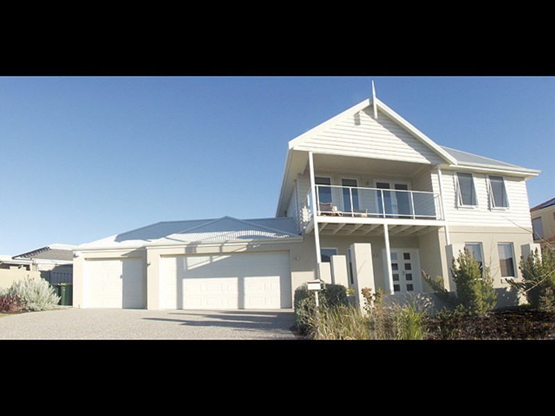 1 Margaret Road, Secret Harbour WA 6173