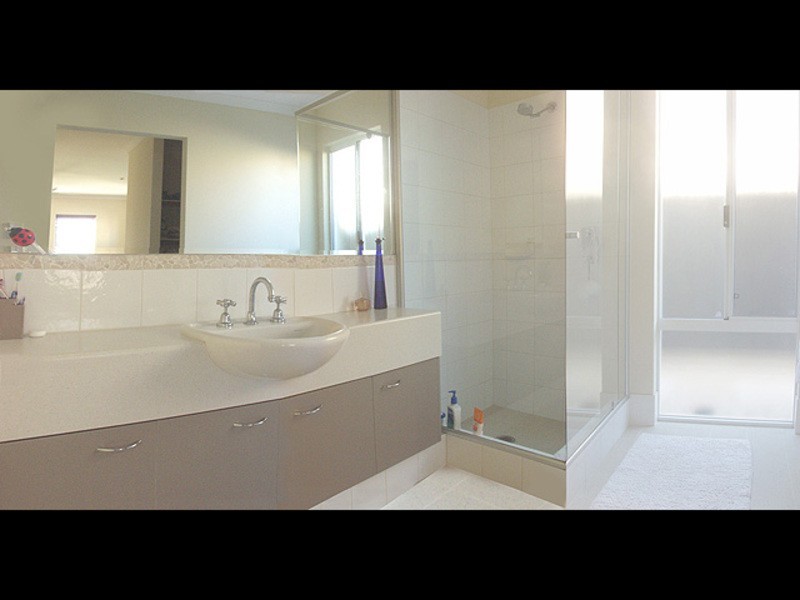 1 Margaret Road, Secret Harbour WA 6173