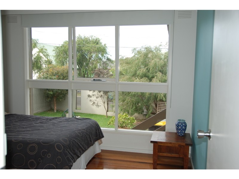 102 Stanley Ave, Mount Waverley VIC 3149