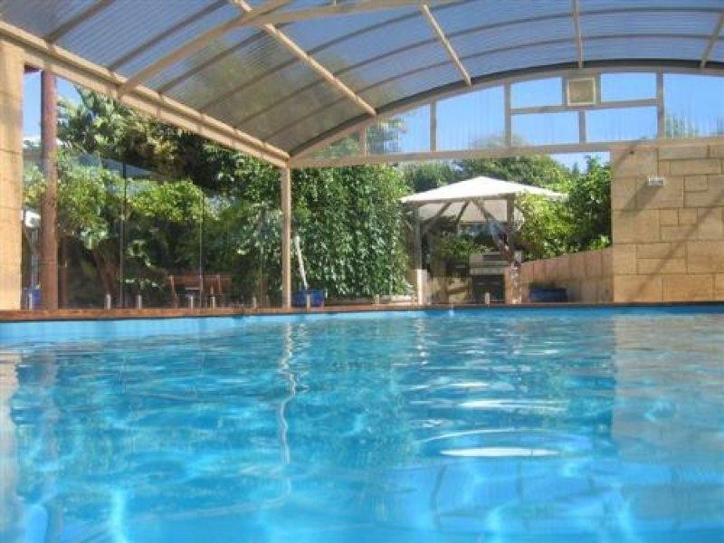 8 Armstrong Street, Mandurah WA 6210