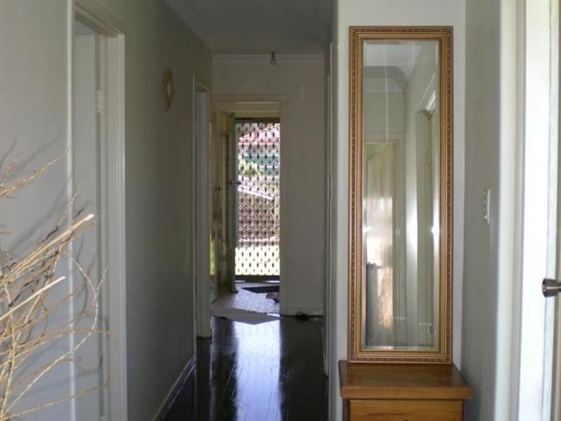 9 Milton Place, Orelia WA 6167