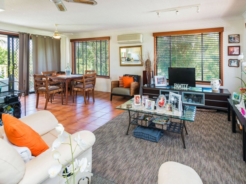 228 Ashmore Road, Benowa QLD 4217