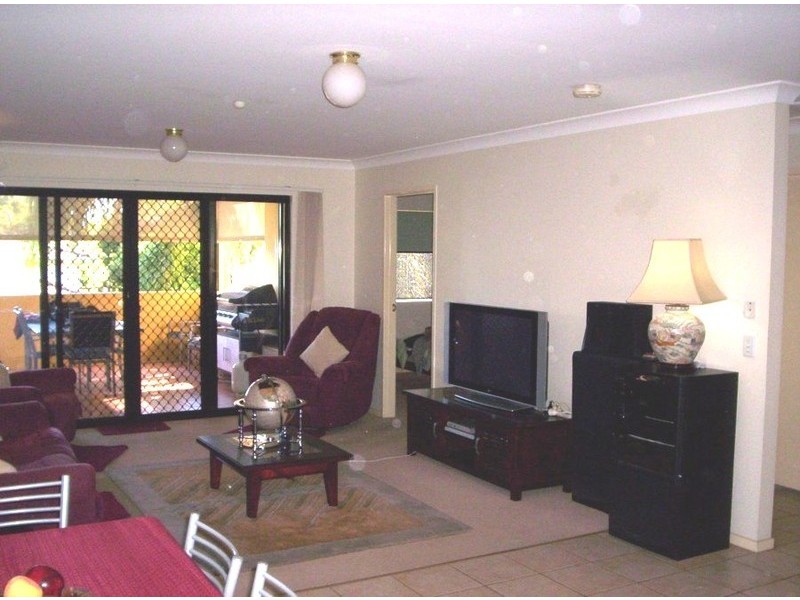 4/157 Flower Street, Northgate QLD 4013