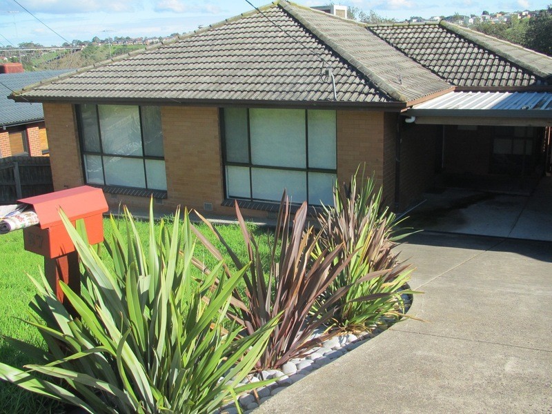 37 Centre Way, Glenroy VIC 3046