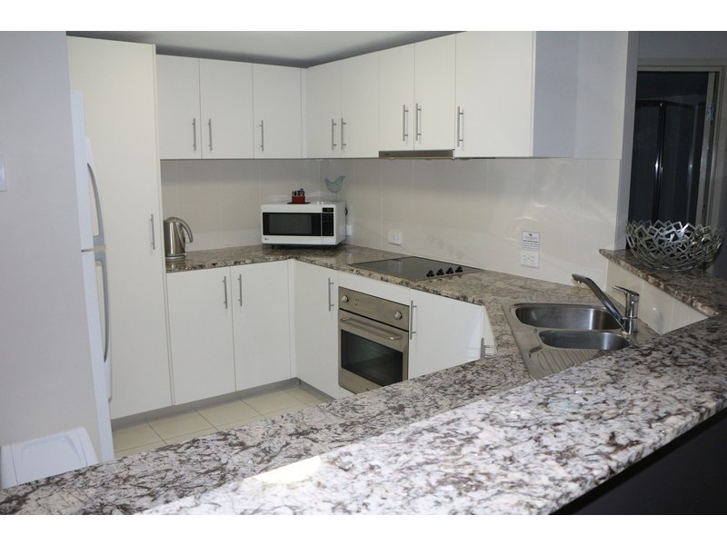 307/89 Landsborough Avenue, Scarborough QLD 4020