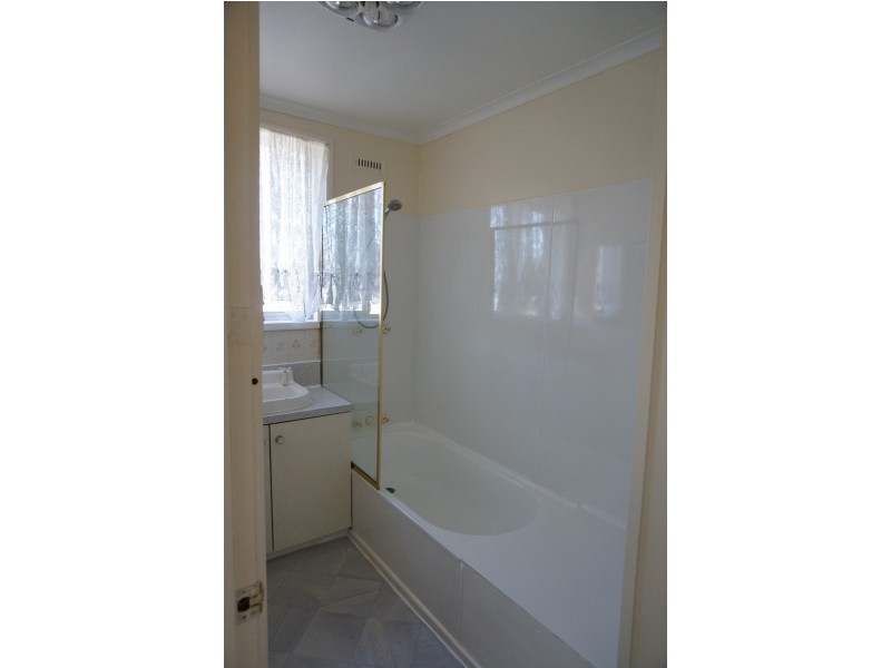 135 Hookey Street, Rokeby TAS 7019