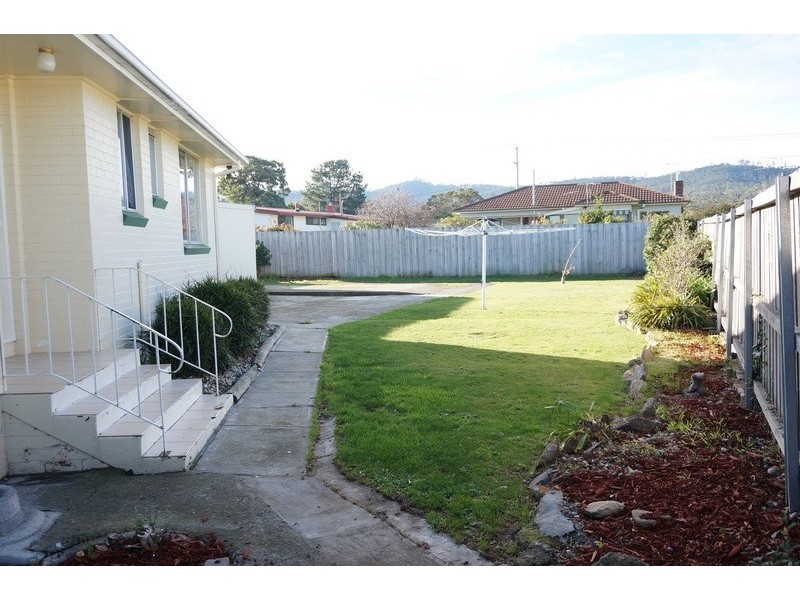 135 Hookey Street, Rokeby TAS 7019