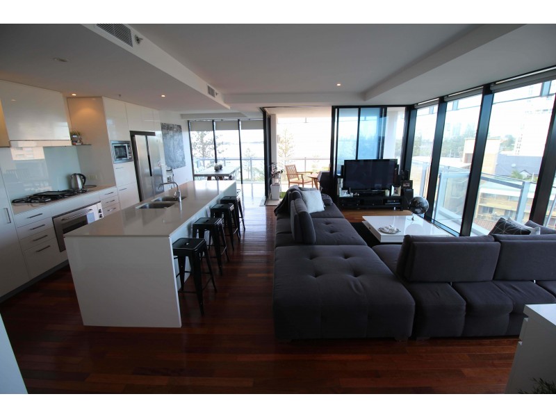 605/230 Marine Parade, Labrador QLD 4215