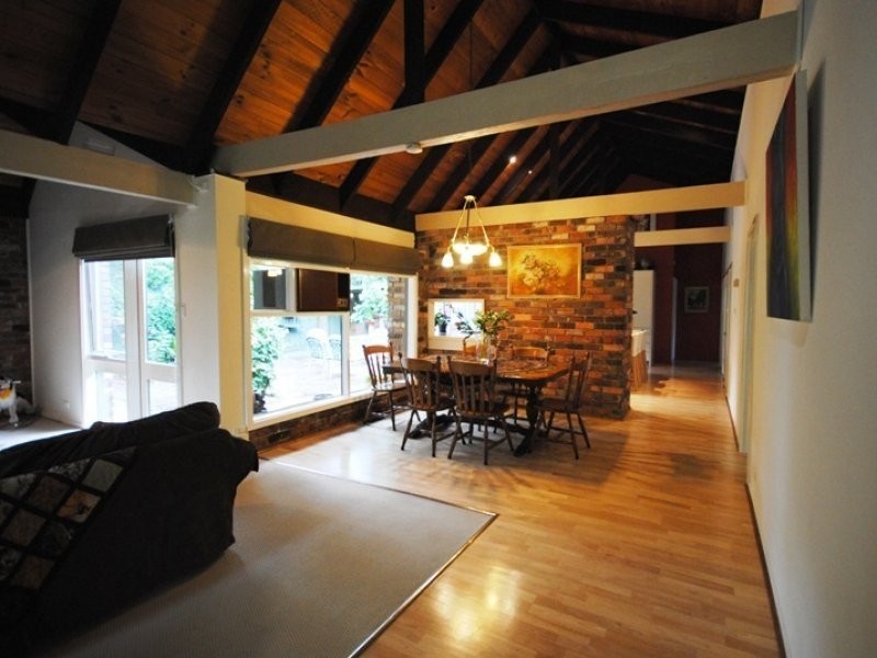 66 Whitehorse Road, Blackburn VIC 3130