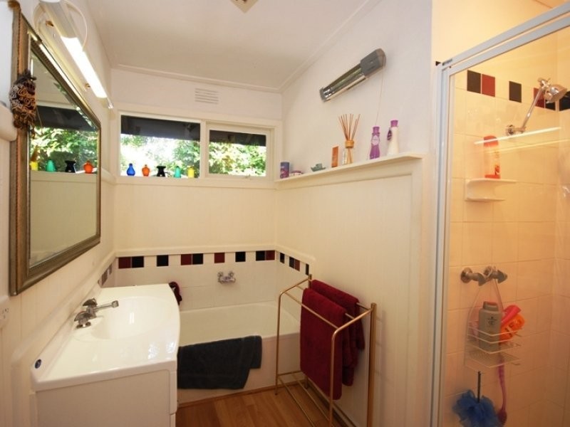 66 Whitehorse Road, Blackburn VIC 3130