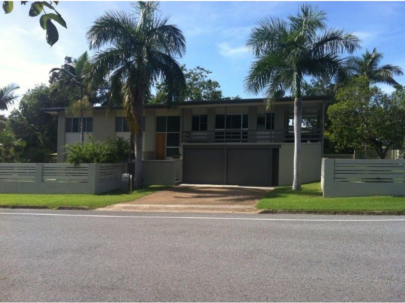 220 Oaka Street, Gladstone QLD 4680