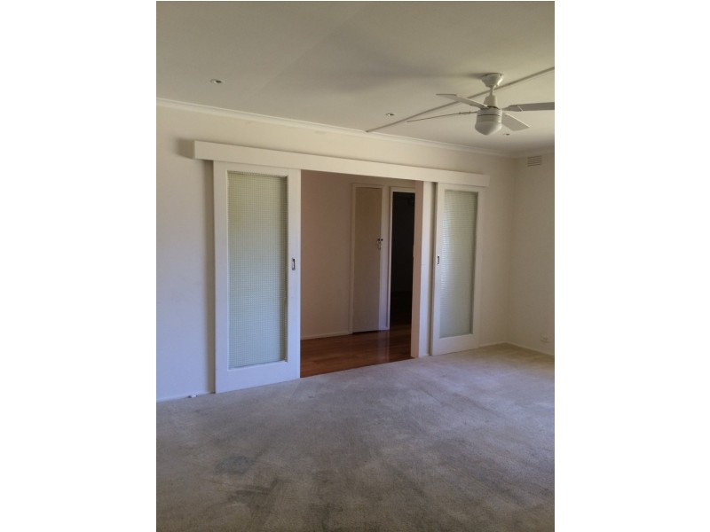 12 Della Street, Scoresby VIC 3179