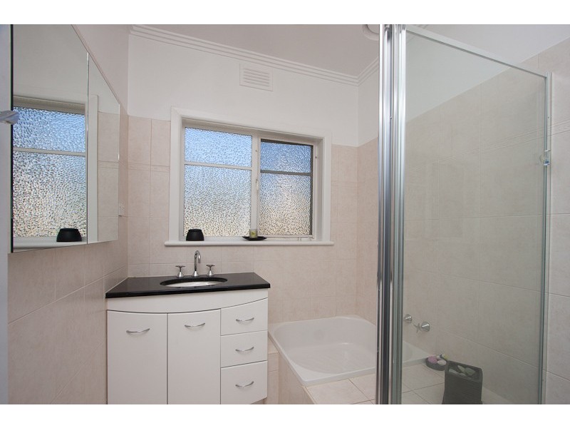 6 Van Dieman Avenue, Nunawading VIC 3131