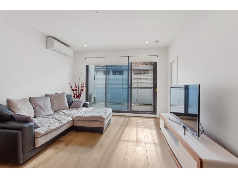 107/14-16 Maroona Road, Carnegie VIC 3163