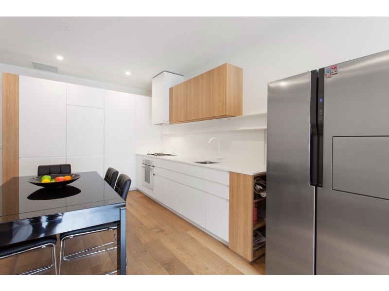 107/14-16 Maroona Road, Carnegie VIC 3163