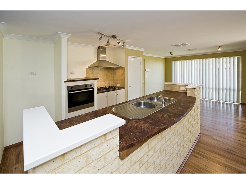 15 Fleet Circle (Jacaranda Prvt EST), High Wycombe WA 6057