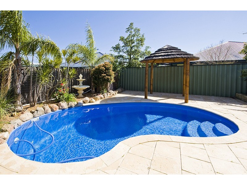 15 Fleet Circle (Jacaranda Prvt EST), High Wycombe WA 6057