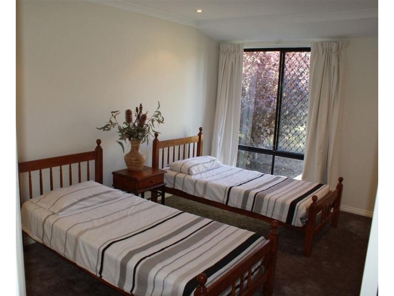 9 Coverwood Promenade, Landsdale WA 6065