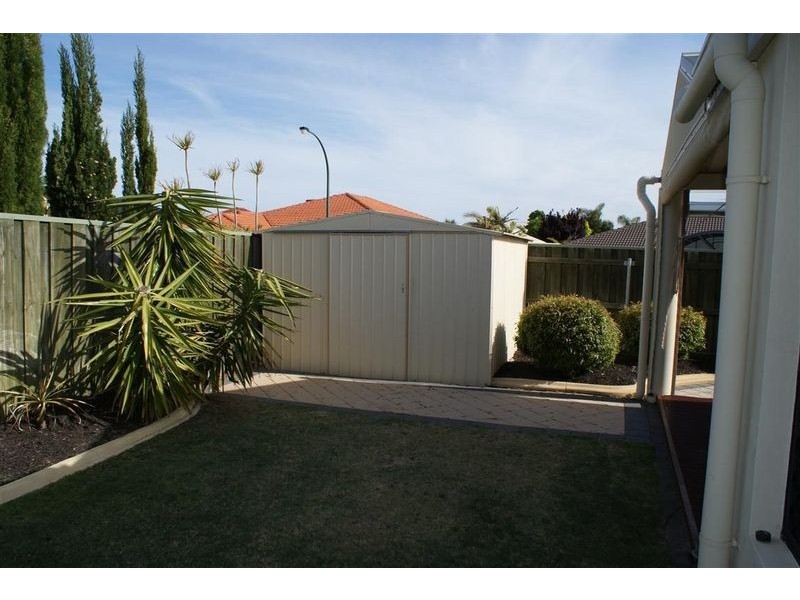 9 Coverwood Promenade, Landsdale WA 6065