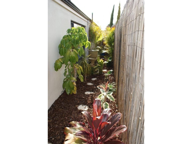 9 Coverwood Promenade, Landsdale WA 6065