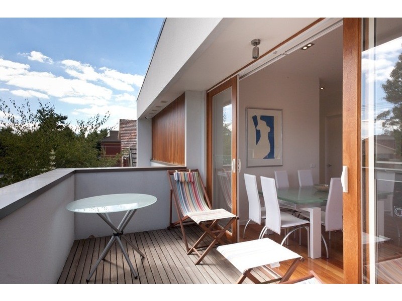 1/14 St Huberts Road, Carnegie VIC 3163