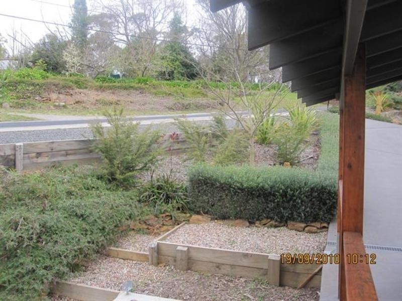 60 Henderson Road, Wentworth Falls NSW 2782