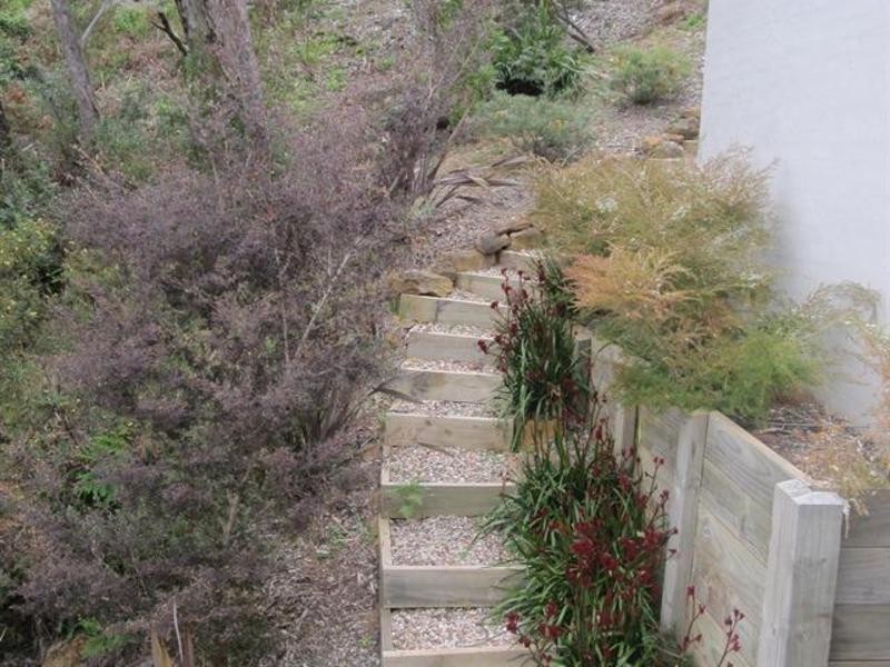 60 Henderson Road, Wentworth Falls NSW 2782