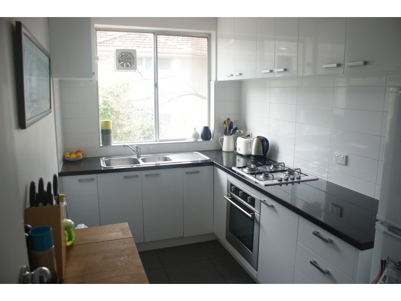 4/31 Caroline St, Hawthorn East VIC 3123